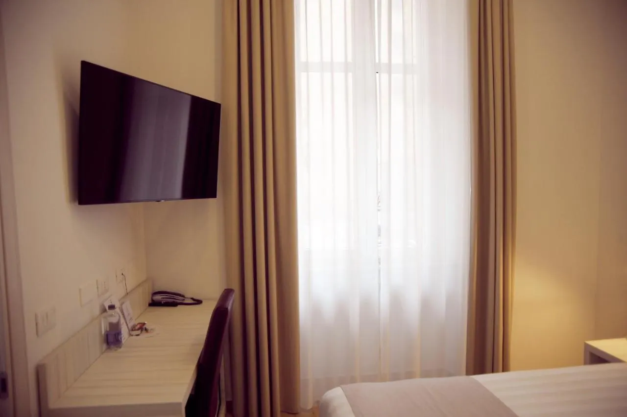 Hotel Fioralba Milan